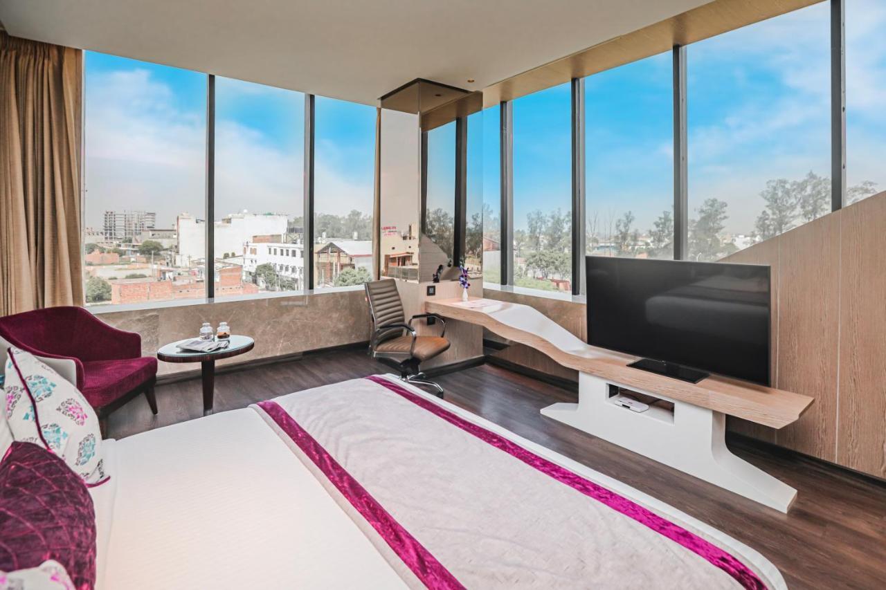 Regenta Place Verka Amritsar Exterior foto