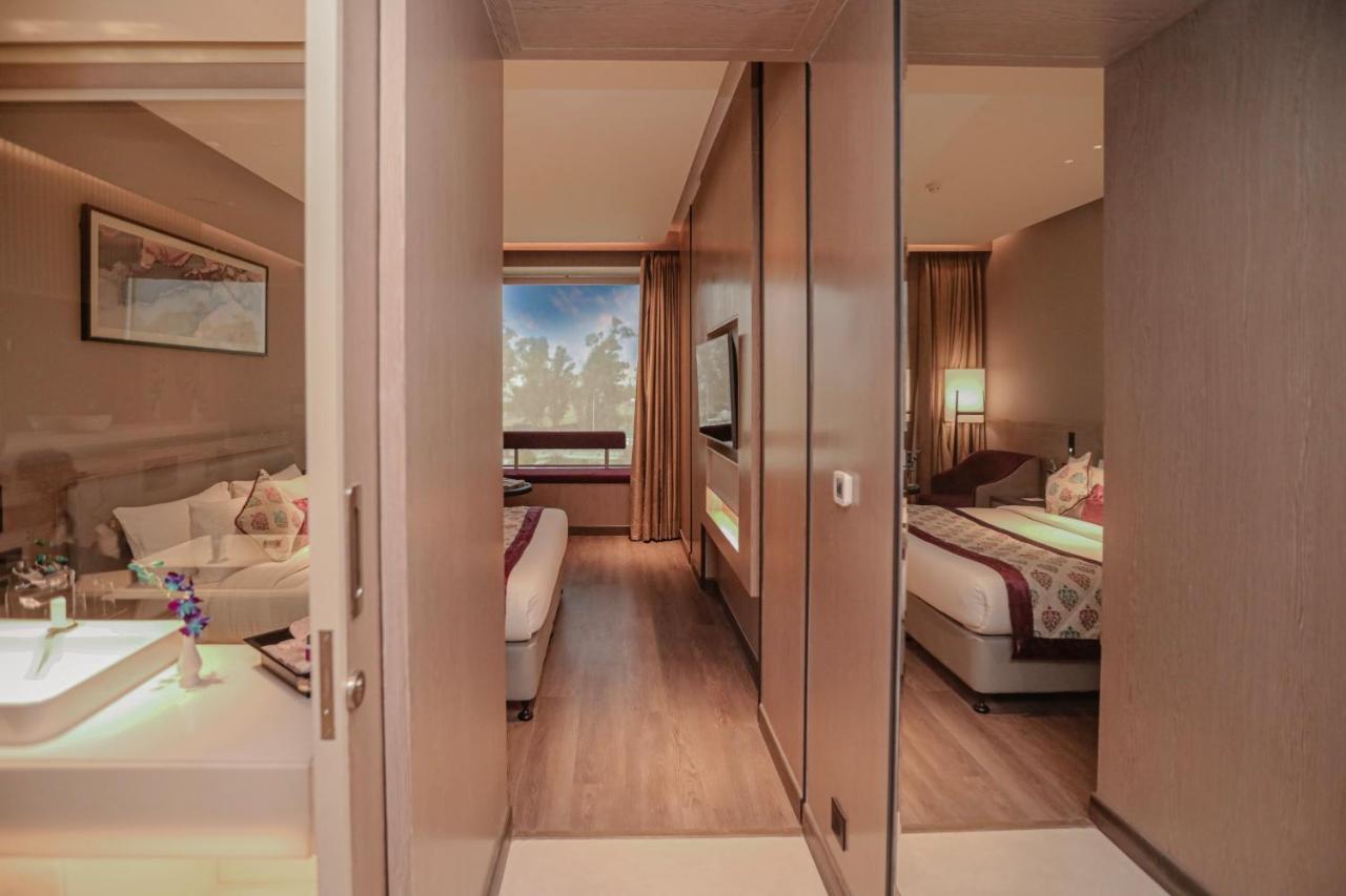 Regenta Place Verka Amritsar Exterior foto